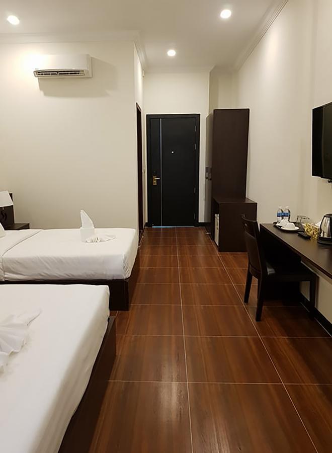 Apple Hotel Two - Near Phnom Penh Airport Exterior foto