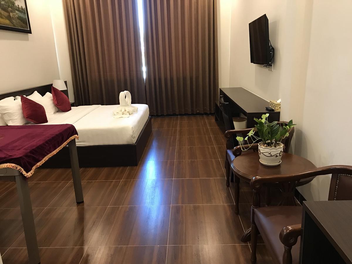 Apple Hotel Two - Near Phnom Penh Airport Exterior foto