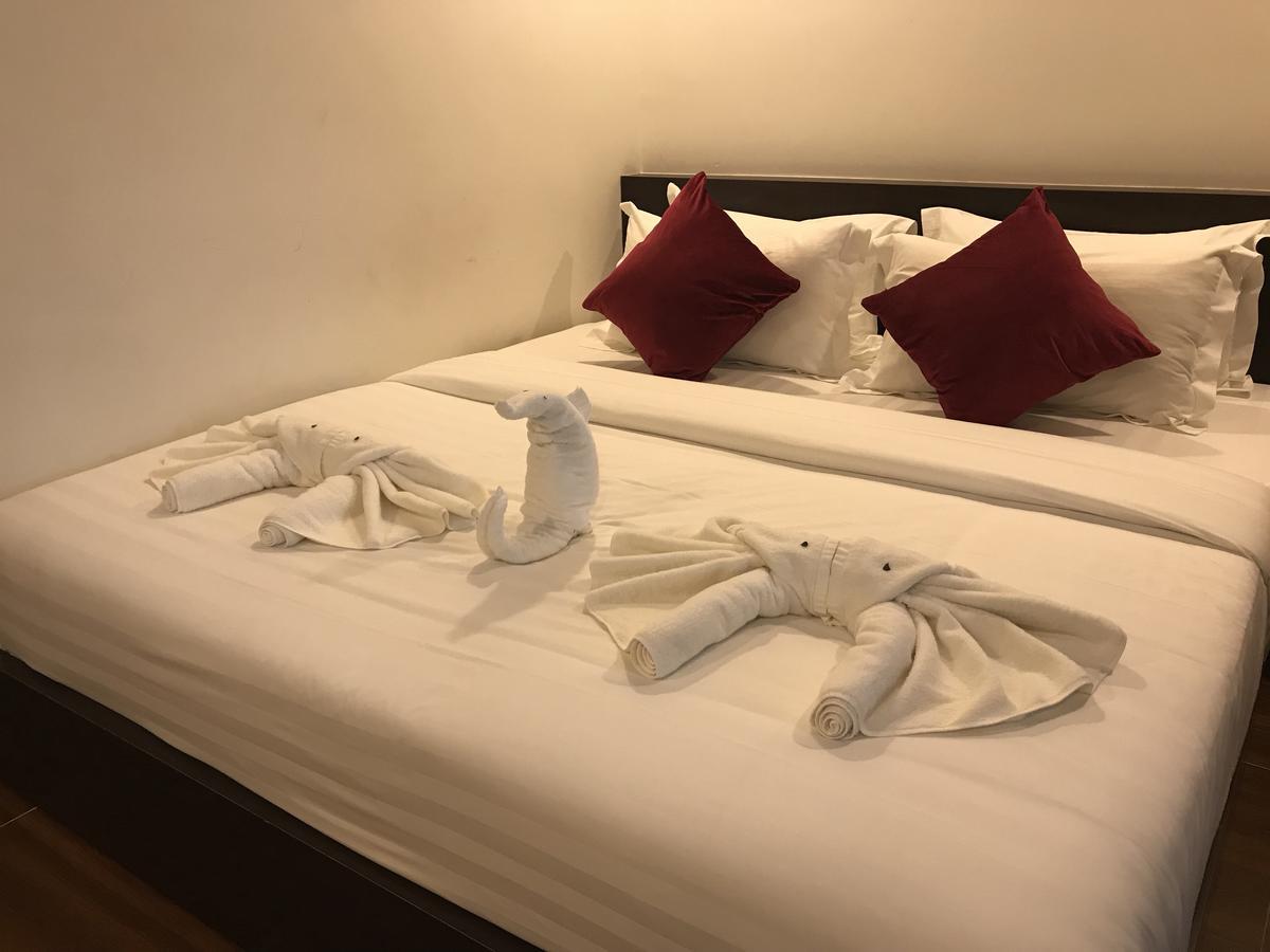 Apple Hotel Two - Near Phnom Penh Airport Exterior foto